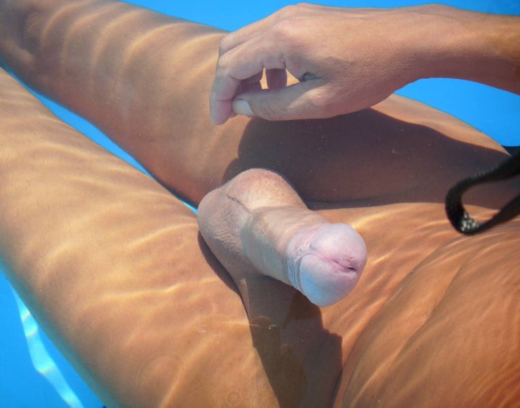 Licking Cock under Water